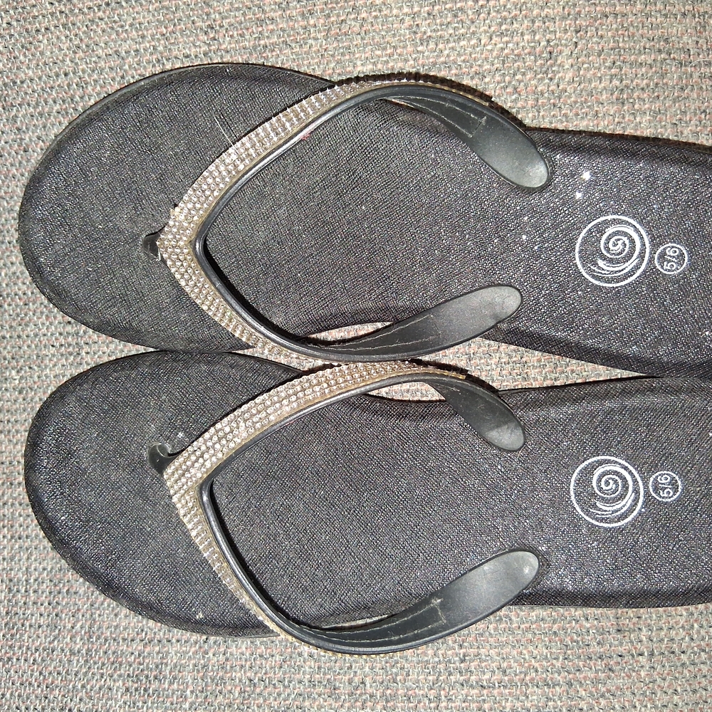 Elegant Black and Silver Women's Sandals